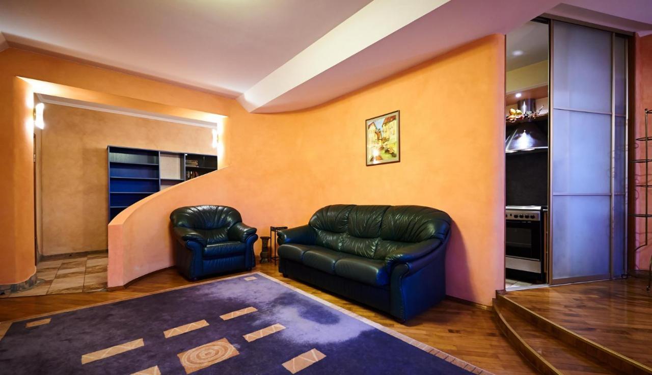So Fashionable Apartment In The Heart Of Mińsk Zewnętrze zdjęcie